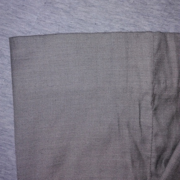 Virgin wool light Hugos Boss dress pants - Picture 3 of 3